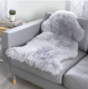New Genuine Sheepskin Rug, Thick Soft Luxurious Wool, Fur Area, Fluffy Thick Carpet, Decorative Rug, Approximately 2x3 ft (Gray)